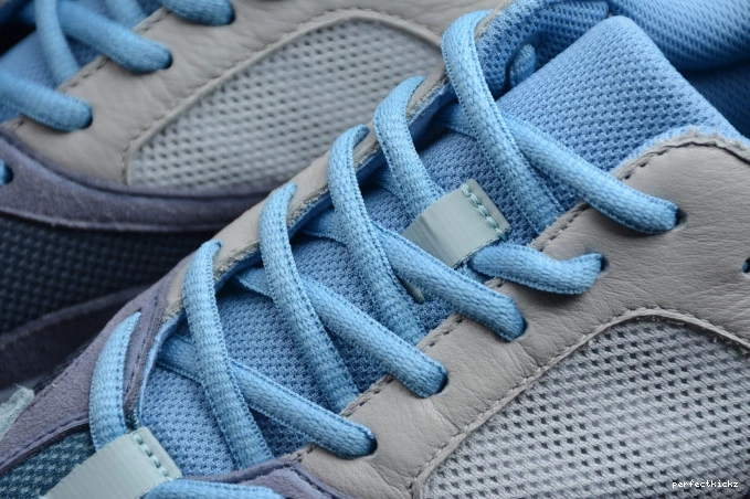 FW2498 Adidas 700 Boost Yeezy Blue Carbon 0809